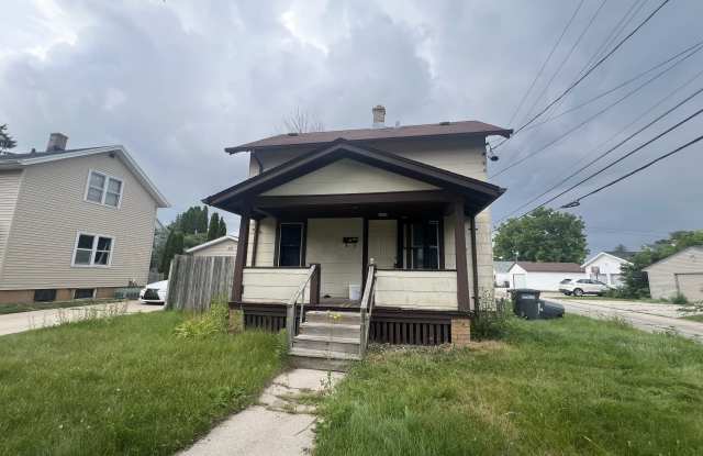 1320 Swift Ave. photos photos