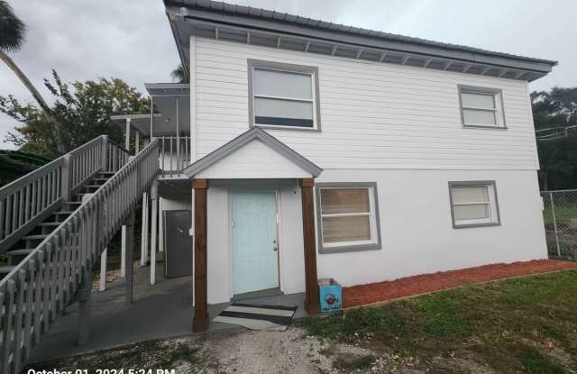 615 Clearlake Road #C photos photos