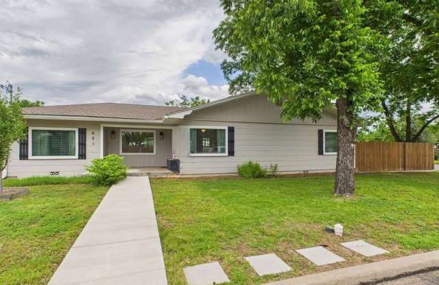 409 Pear - 409 South Pear Street, Fredericksburg, TX 78624