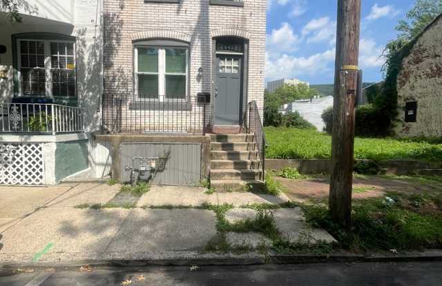 Large House 3-bedroom, 3.5 bathroom photos photos Large House 3-bedroom, 3.5 bathroom photos photos