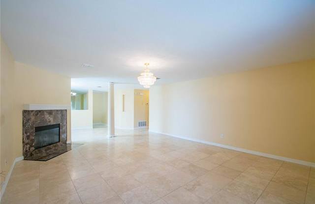 12851 Vassar Drive Gallery 4