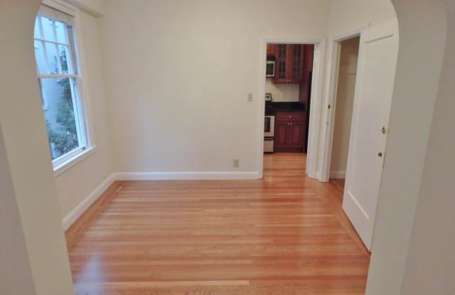 1945 Broadway Gallery 3
