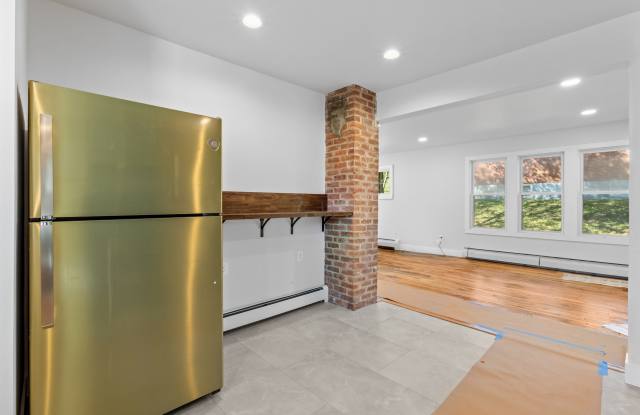144 Washington Avenue Gallery 3