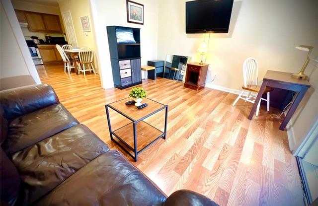 140 Orlando Drive - 5 photos photos
