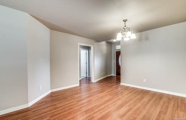 1576 KIMBERLY DAWN DR Gallery 4