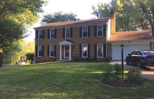 112 SARATOGA WAYE NE - 112 Saratoga Waye Northeast, Vienna, VA 22180