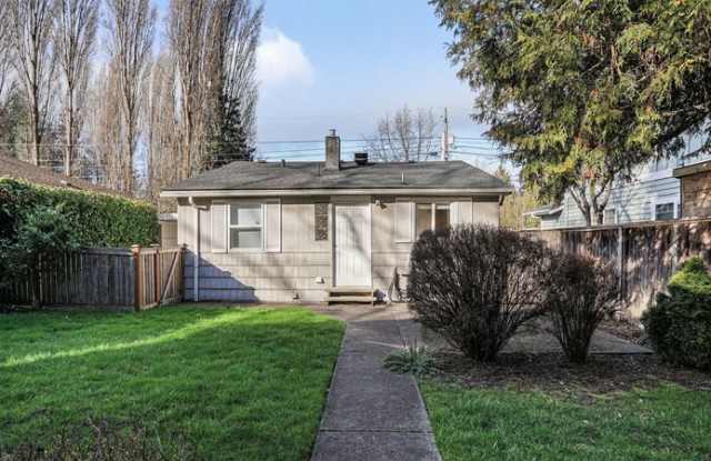 316 32nd Ave E photos photos