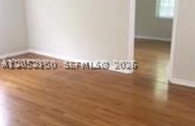 1002 SW 37th Ave photos photos