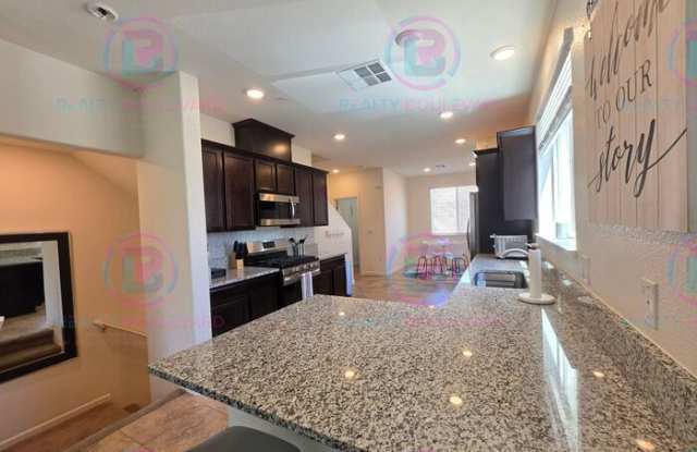 3010 Sterling Ridge Circle Gallery 4