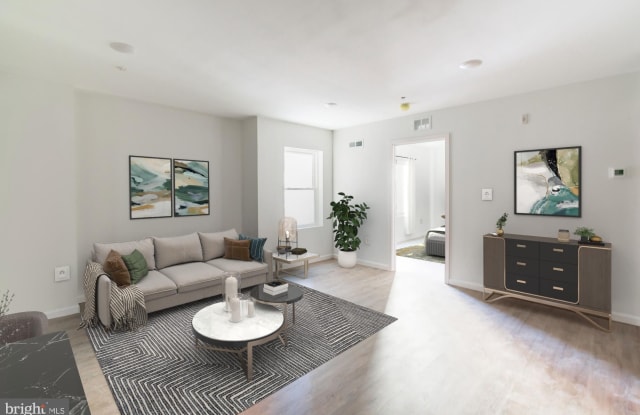 827 CARLISLE STREET - 827 North Carlisle Street, Philadelphia, PA 19130