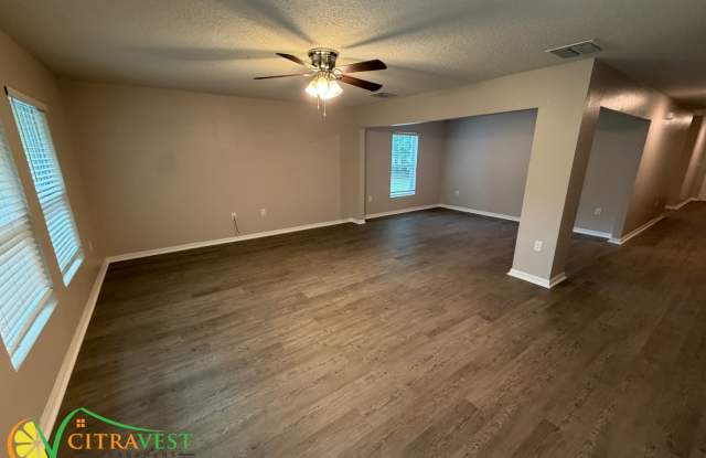 849 W Drexel Pl Gallery 4