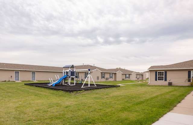 Unit 306 – 2 Bedroom LIHTC Apartment at Lakewood Village Gallery 3