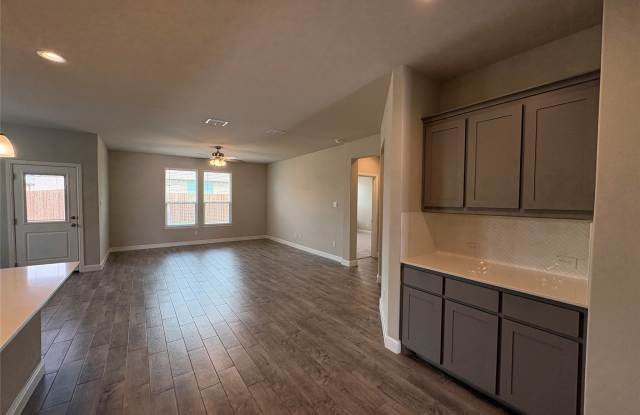 5267 Mountain View Drive Gallery 2