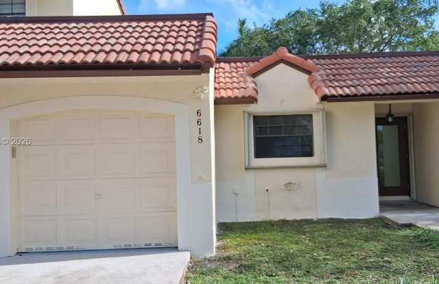 6618 NW 188th Ln photos photos
