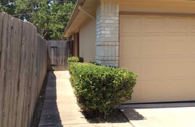 1106 Greenbriar Loop - 1106 Greenbriar Loop, Round Rock, TX 78664