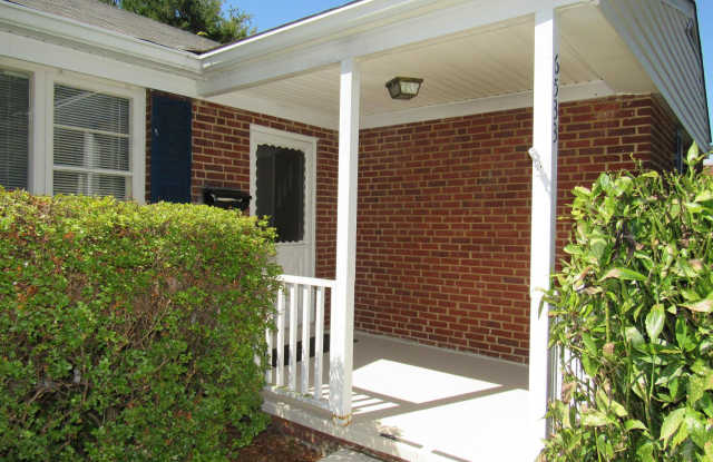 6533 CHESTERFIELD AVENUE Gallery 4