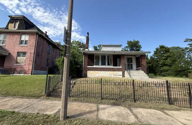 5949 Wabada Ave photos photos