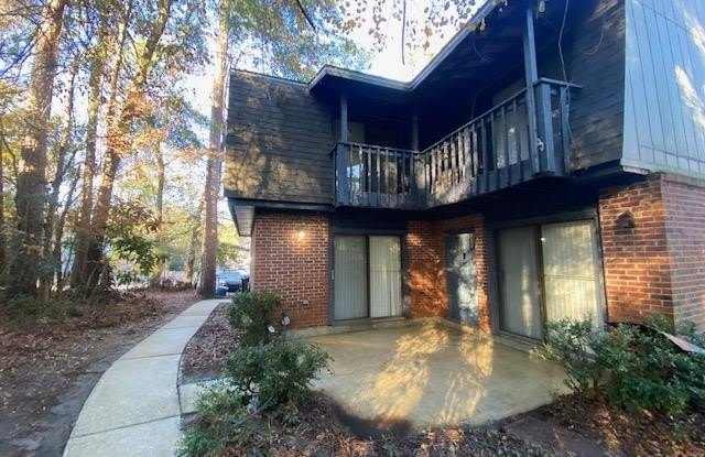 2261 Claremont Lane photos photos