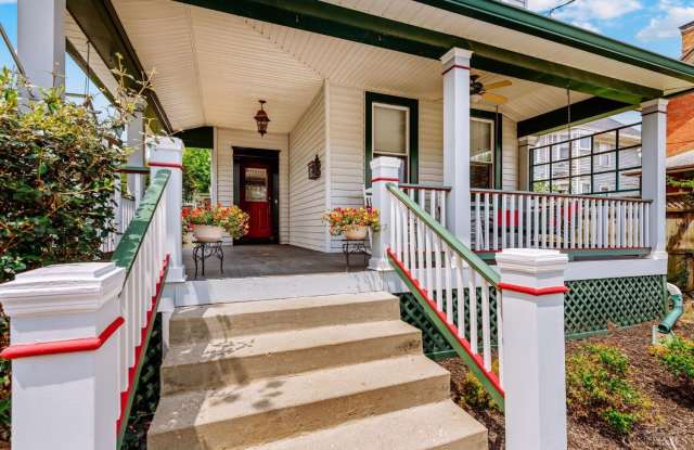 3847 Burwood Avenue Gallery 2