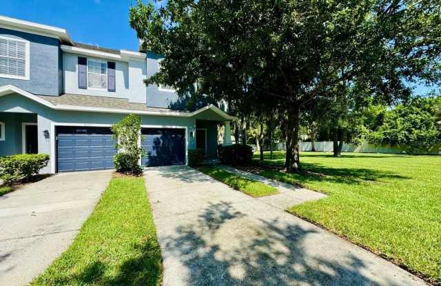 4553 AMBERLY OAKS COURT Gallery 2