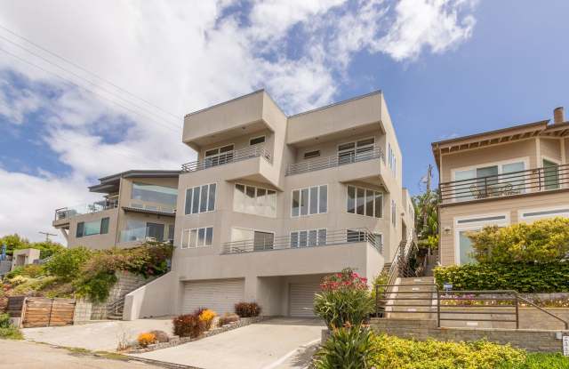 Fantastic Panoramic Ocean & Lagoon Views From All Levels Of This 3 Bed / 2.5 Bath! photos photos