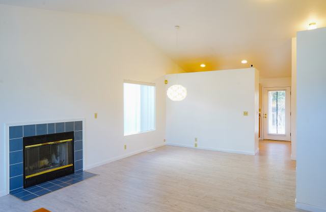 35924 18th Avenue Southwest Gallery 2