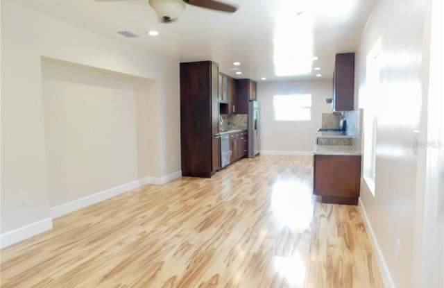 2833 LONGLEAF LANE Gallery 3