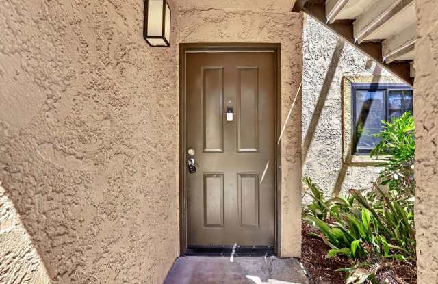 Prime 1-Bedroom Laguna Hills Ground-Floor Condo Near Laguna Beach and Parks Gallery 4