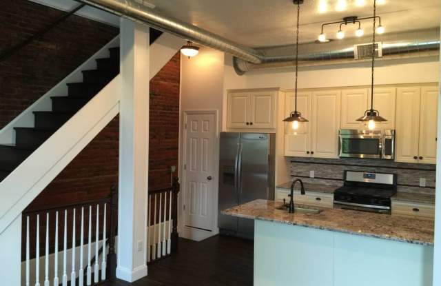 16 s. 13th Street photos photos