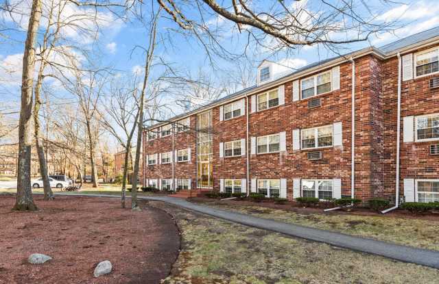 101 Edgelawn Avenue - 101 Edgelawn Avenue, North Andover, MA 01845