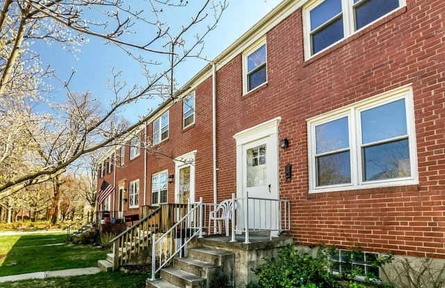 Newly Renovated! Charming  Spacious 3-Bedroom Townhome in Parkville photos photos