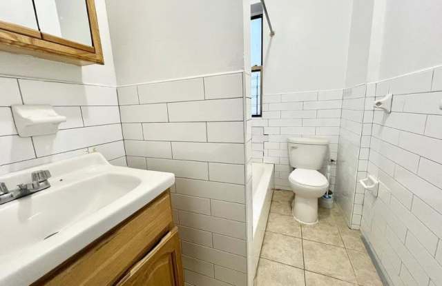 1305 Sheridan Avenue Gallery 4