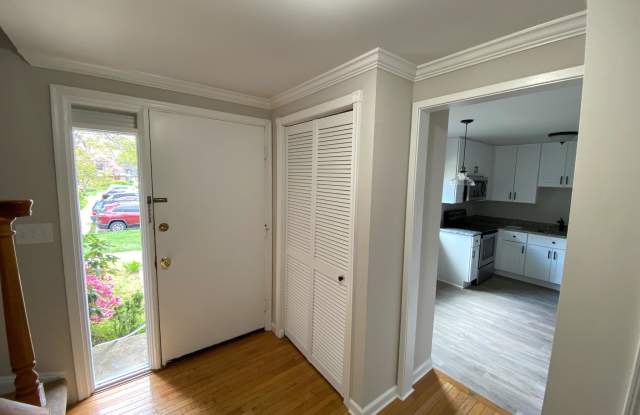 9554 FERN HOLLOW WAY Gallery 2