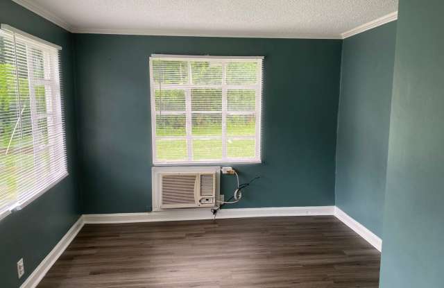 2813 Lowell Road Unit X Gallery 2
