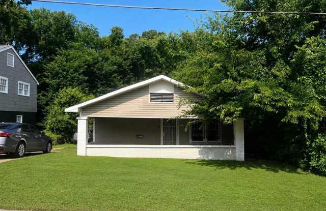 Bright & Inviting 3BR/BA Rental in Birmingham Gallery 1