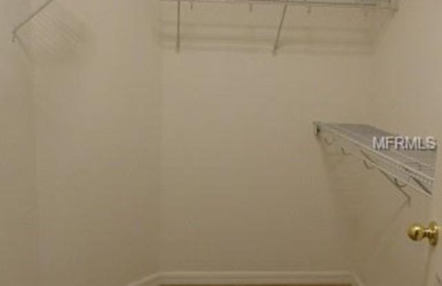 433 Silverdale Ave Gallery 2