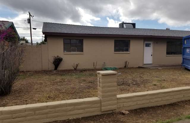 2921 W Moreland St - 2921 West Moreland Street, Phoenix, AZ 85009