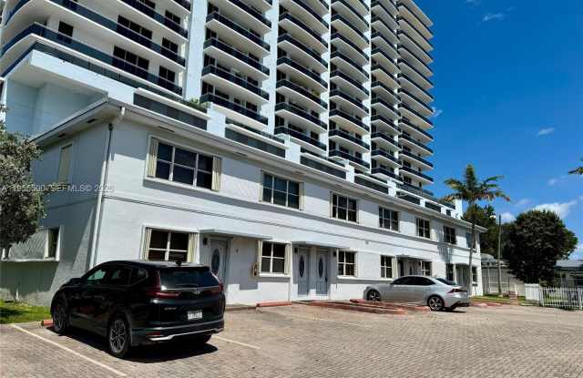 7801 Hispanola Ave photos photos