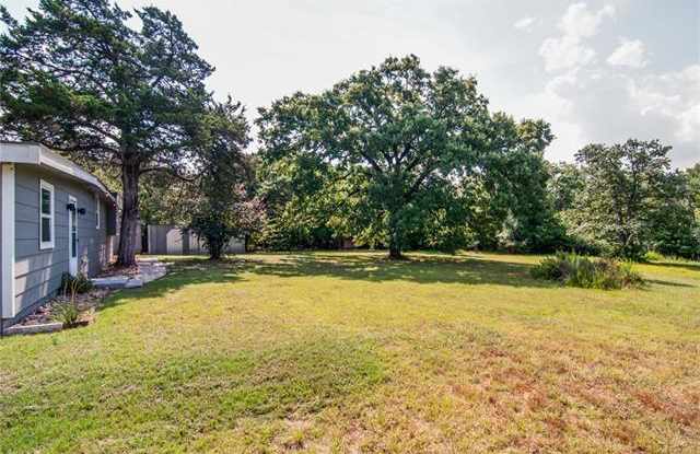 4001 Cedar Crest Court Gallery 3