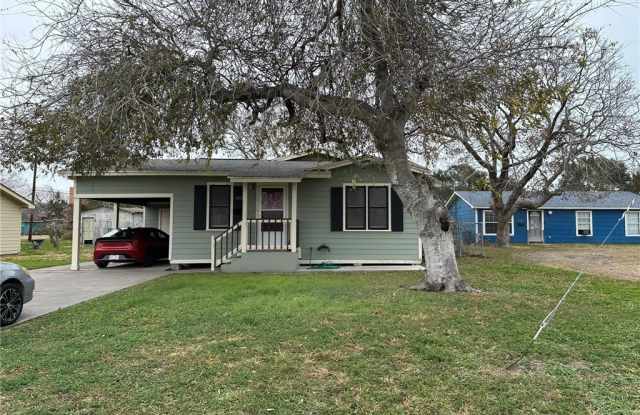 1012 Memorial Parkway photos photos