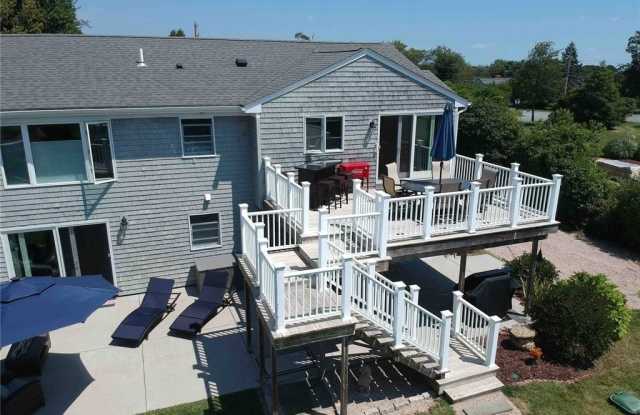 142 Blackberry Hill Drive Gallery 3