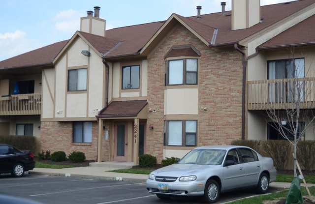 2241 Hedgerow Rd photos photos