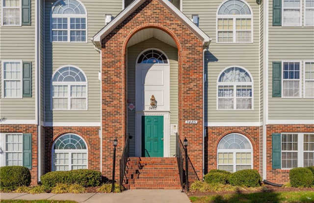 ~~~ Oak Grove Crossing ~~~ - 3485 Forestdale Drive, Burlington, NC 27215