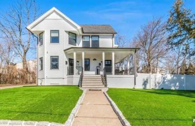 21 Valley Avenue 1 - 21 Valley Avenue, Westwood, NJ 07675