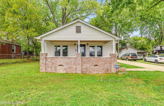 2215 Morningside Drive Gallery 1
