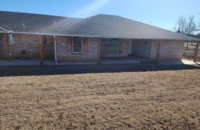 1750 South May Avenue - 1750 South May Avenue, Cedar Valley, OK 73044