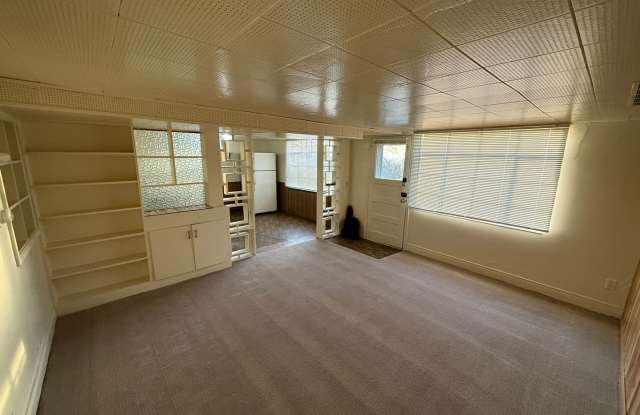 1270 E. Sherman Avenue photos photos