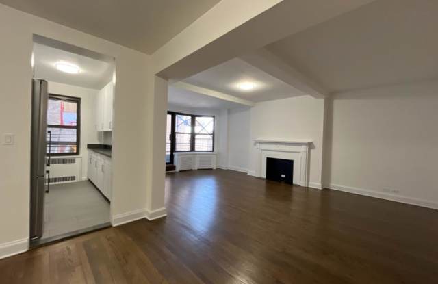 20 Fifth Avenue Gallery 2