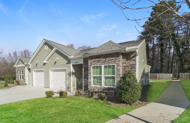 5854 Bradford Lake Ln - 5854 Bradford Lake Lane, Charlotte, NC 28269