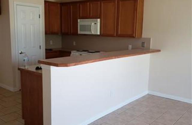 1260 TRAILWOOD Drive Gallery 4